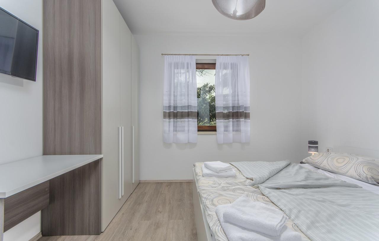 Apartments Katja Marčana 外观 照片
